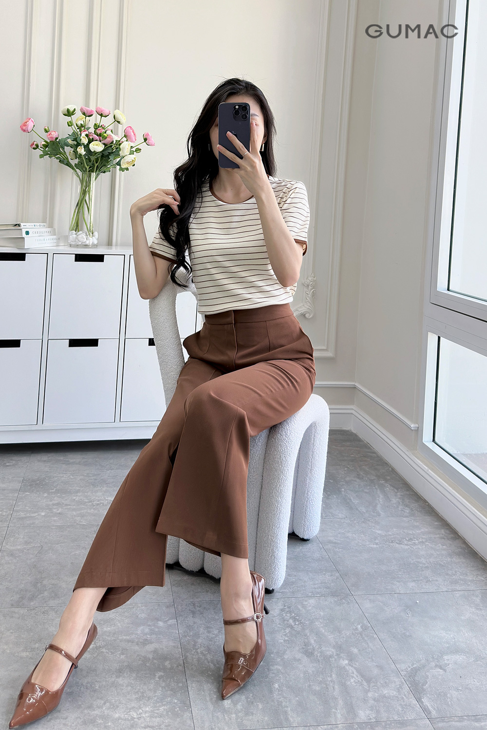 Quần tây kiểu gài khuy