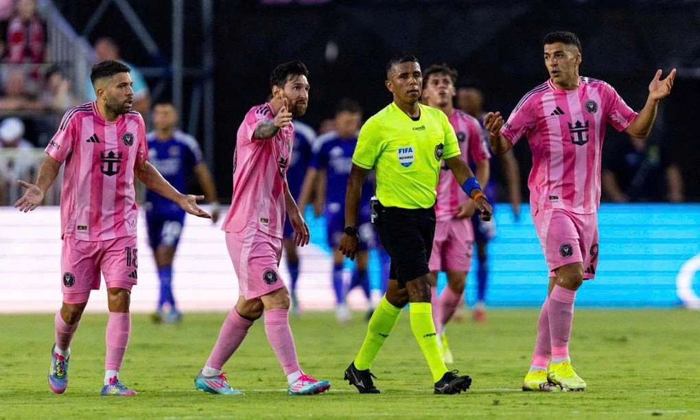 Messi chỉ trích trọng tài trong trận thua đậm của Inter Miami